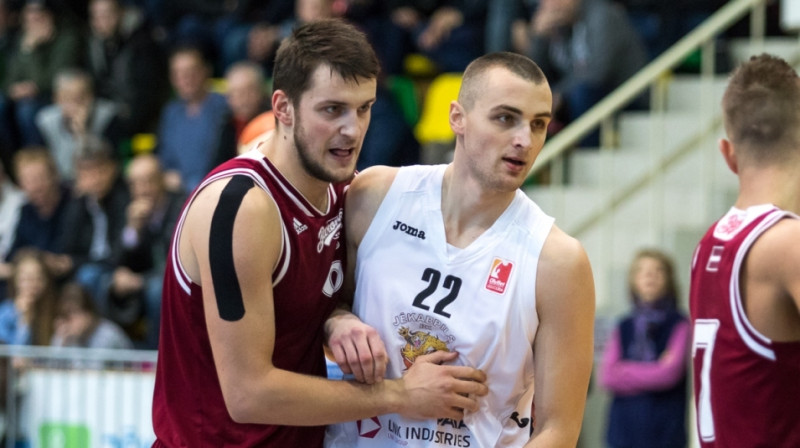 Taurs Jogela un Kristaps Miglinieks gatavi "play-off" cīņām'
Foto: Lāsma Irša