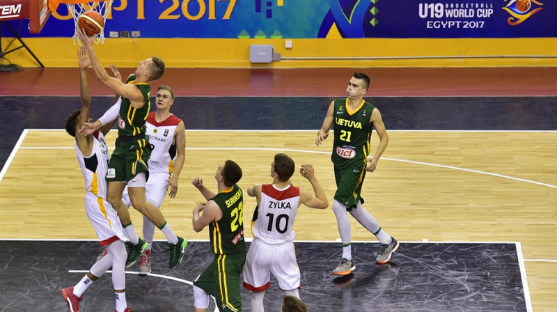 Arnolds Kulboka: 25 punkti uzvarā pār Vāciju
Foto: fiba.com