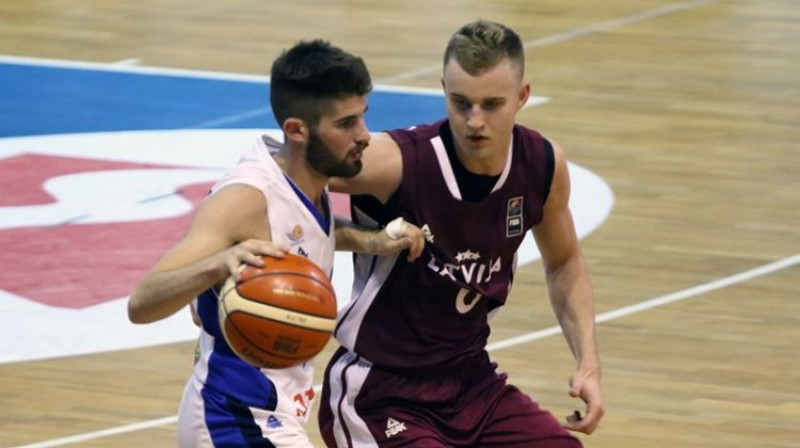 Kristians Vīksne EČ pirmajā spēlē pret Izraēlu
Foto: FIBA