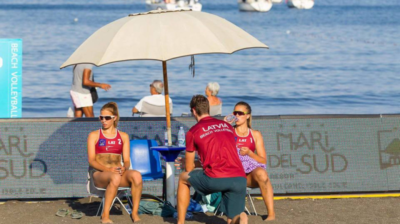 Anete Namiķe un Vanesa Grosberga
Foto: Vadims Morozovs, Beach Box Gepardi