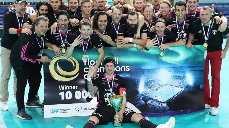 IBF Falun pēc kļūšanas par četrkārtējiem turnīra uzvarētājiem
Foto: IFF Floorball