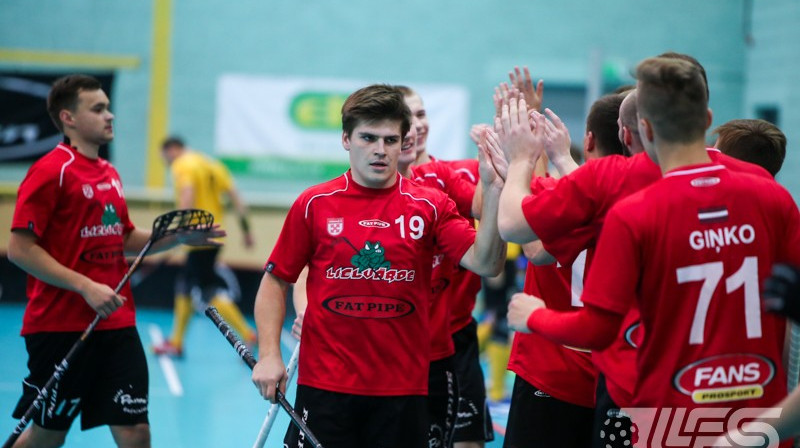 Toms Akmeņlauks rezultatīvāko spēlētāju sarakstā pacēlies uz pirmo vietu
Foto: Floorball.lv