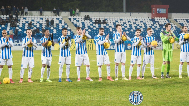 Vitālijs Jagodinskis (Nr. 2) un Jaši "Politehnica" komanda
Foto: CSM Politehnica Iaşi