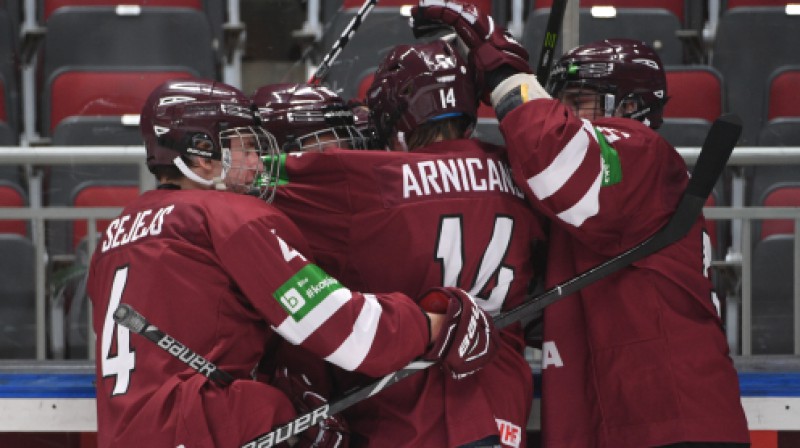 Latvijas U18 izlase
Foto: Romāns Kokšarovs/f64