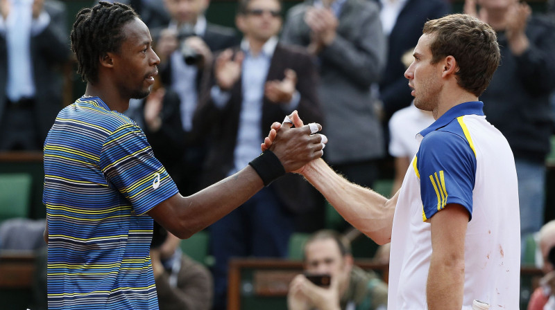 Gaels Monfīss un Ernests Gulbis pirms pieciem gadiem Parīzē. Foto: AP/Scanpix