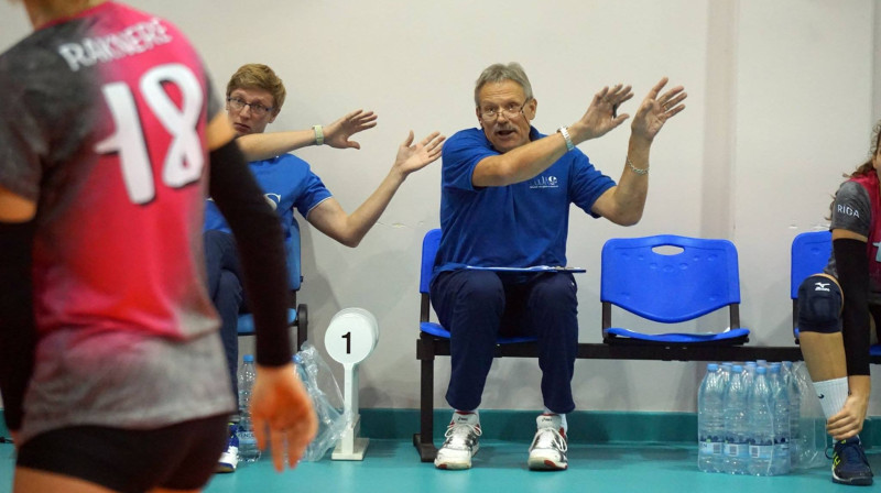 RVS treneri Andrejs Odinokovs un Pāvels Seļivanovs. Foto: Rīgas Volejbola skola