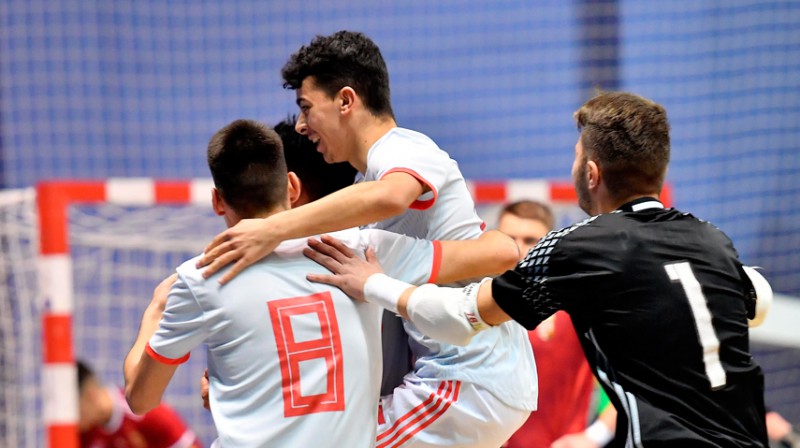 Spānijas U19 izlase. Foto: sefutbol.com