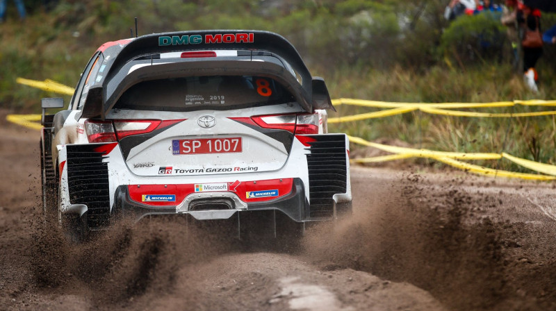 Ots Tanaks treniņbraucienu ātrumposmā. Foto: Toyota Gazoo Racing