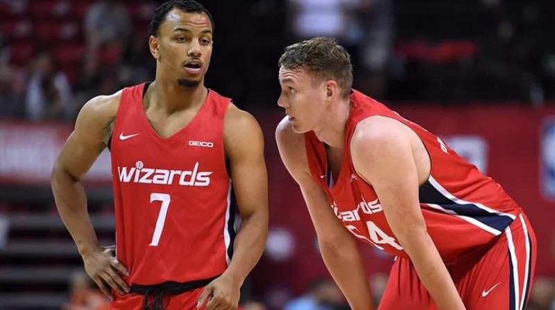 Anžejs Pasečņiks "Wizards" sastāvā Vasaras līgā. Foto: Stephen R. Sylvanie-USA TODAY Sports