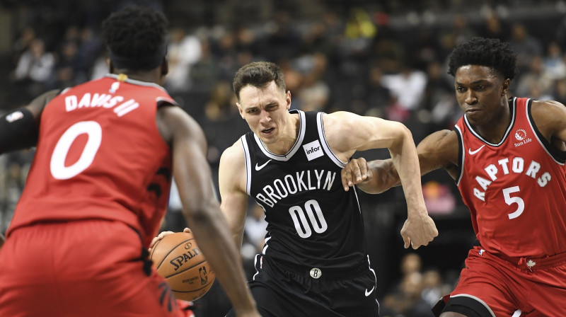 Rodions Kurucs caurgājienā. Foto: AP/Scanpix