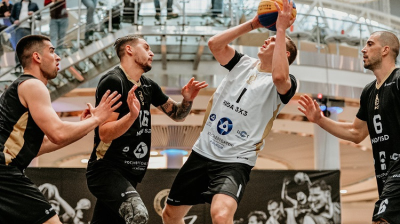 Nauris Miezis "Novi Sad" basketbolistu ielenkumā. Foto: ULE 3x3