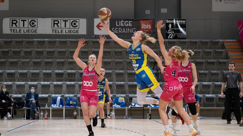 Kate Krēsliņa pusfināla spēlē pret "Liege Panthers". Foto: Castors Braine