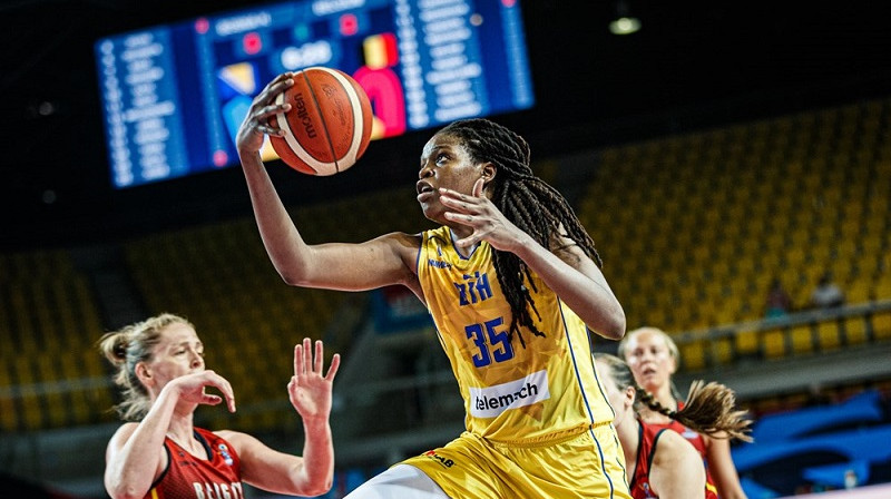 Džonkvela Džonsa un Bosnija: 2-0 Eiropas čempionāta startā. Foto: FIBA