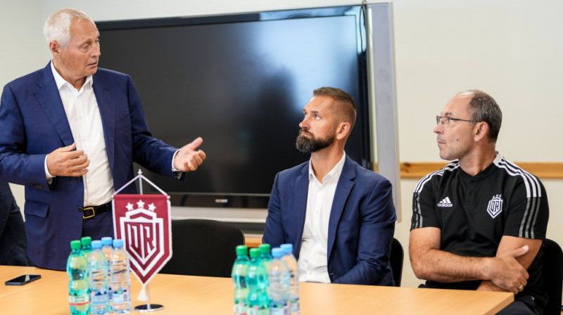 Juris Savickis, Edgars Buncis un Sergejs Zubovs. Foto: Raimonds Volonts/Dinamo Rīga