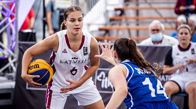 Enija Ķīvīte un Latvijas U18 izlase: sestā vieta Pasaules 3x3 kausā Debrecenā. Foto: FIBA