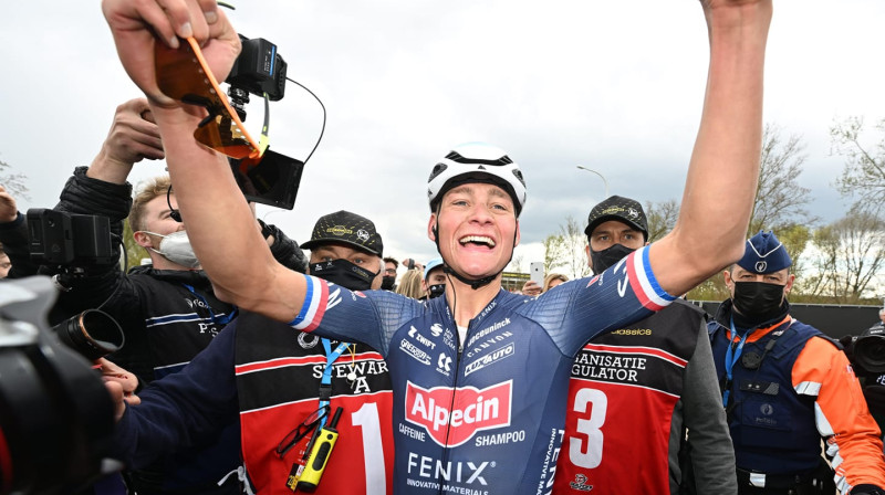 Metjū van der Pūls
Foto: Alpecin - Fenox komandas foto