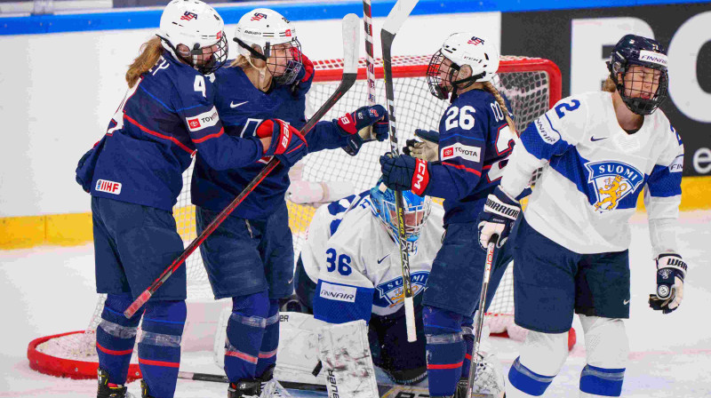 ASV gaviles triumfā pār Somijas hokejistēm pasaules čempionātā. Foto: EPA/Scanpix