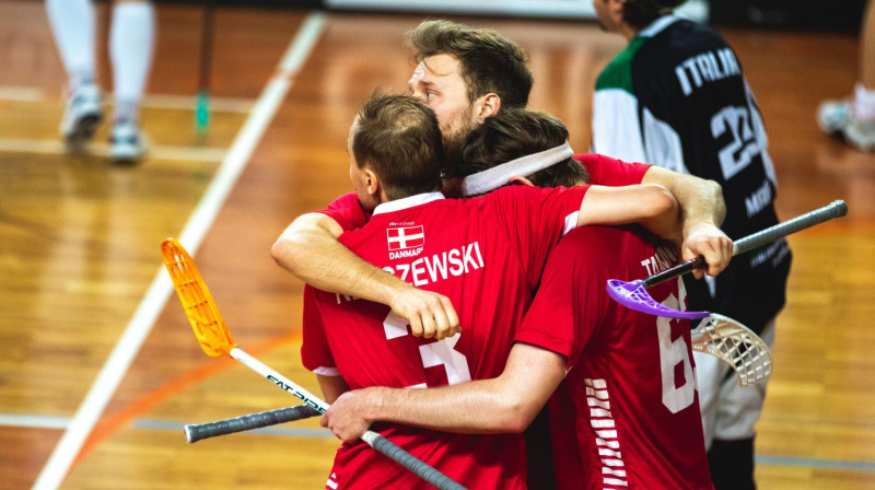 Dānijas izlase visu turnīru aizvadījusi nepārliecinoši, taču joprojām var kvalificēties finālturnīram, foto: IFF Floorball