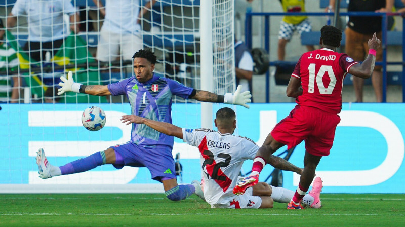 Mirklis pirms kanādieša Džonatana Deivida vārtu guvuma pret Peru valstsvienību. Foto: Jay Biggerstaff/USA Today Sports/Scanpix