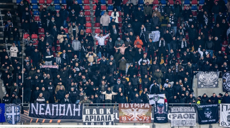 Saloniku PAOK līdzjutēji "Daugavas" stadionā. Foto: Sanita Ieva Sparāne/FK RFS