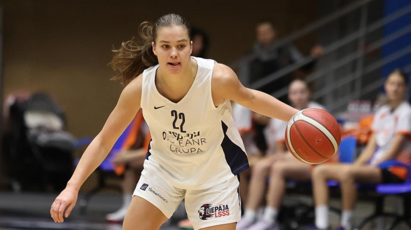 Enija Ķīvīte. Foto: BioSil WBBL
