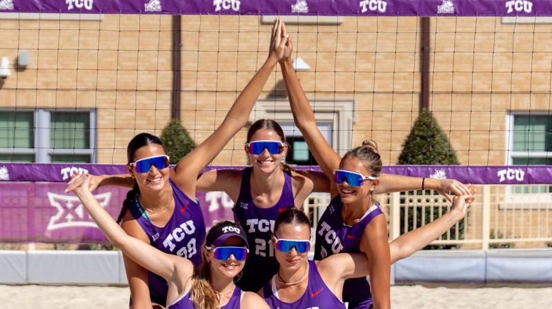 Deniela Konstantinova (#21). Foto: TCU Beach Volleyball
