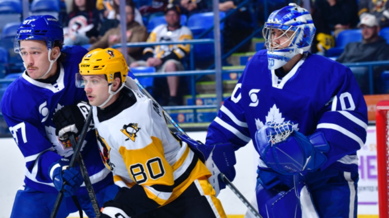 Raivis Ansons pretinieku vārtu priekšā. Foto: 
Wilkes-Barre/Scranton Penguins