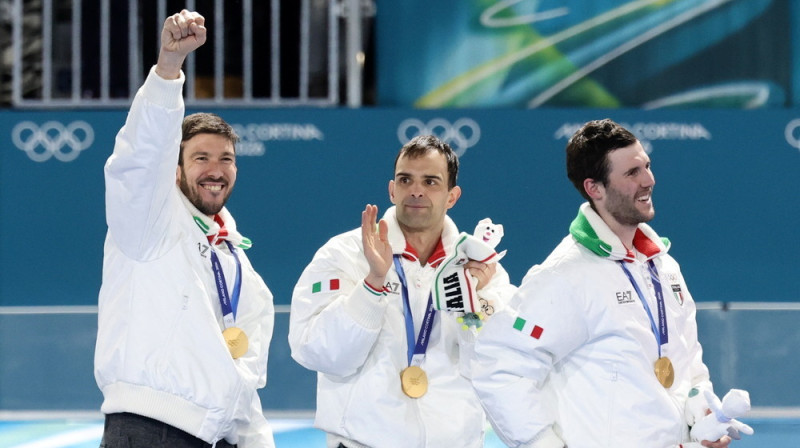 Itālijas ātrslidošanas vīriešu izlase. Foto: EPA/TERESA SUAREZ/Scanpix