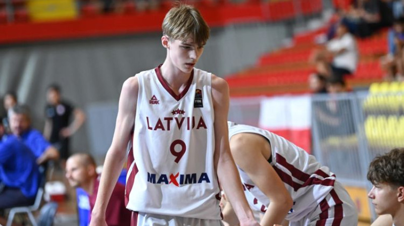 Enzo Ābele. Foto: FIBA