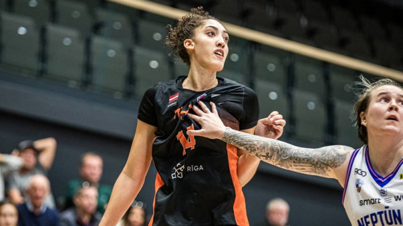 Naja Bekere un Marina Solopova. Foto: Vykintas Selivončikas