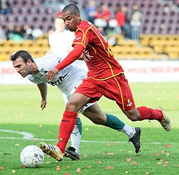 Mediķi cīnās par „Nordsjaelland” futbolista dzīvību