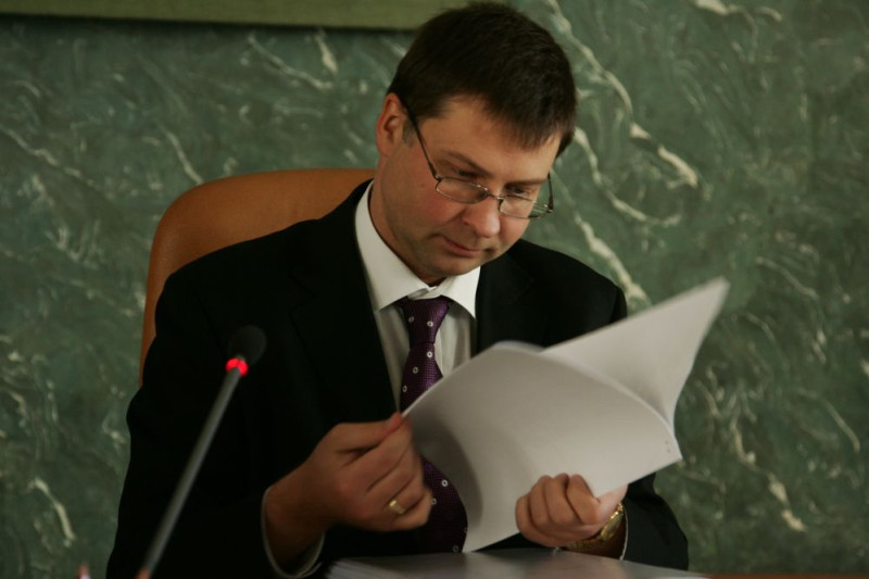 Dombrovskis sola lielāku atbalstu bērnu, jauniešu un tautas sportam