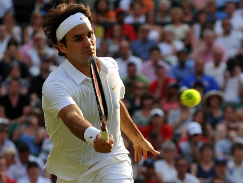 Federers beidzot uzvar trijos setos