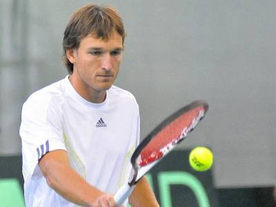 Pavlovam panākums "Kremļa kausa" ATP kvalifikācijā