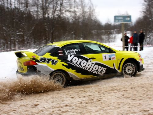 Rallijsprintā ''Alūksne 2011'' pārliecinošu uzvaru izcīna Vorobjovs/Zicāns