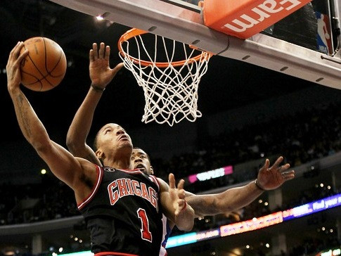 ''Bulls'' aptur ''Clippers'' mājas spēļu uzvaru sēriju