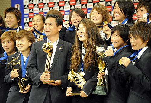 Japānas futbolistes mērķē uz uzvaru Londonas olimpiādē