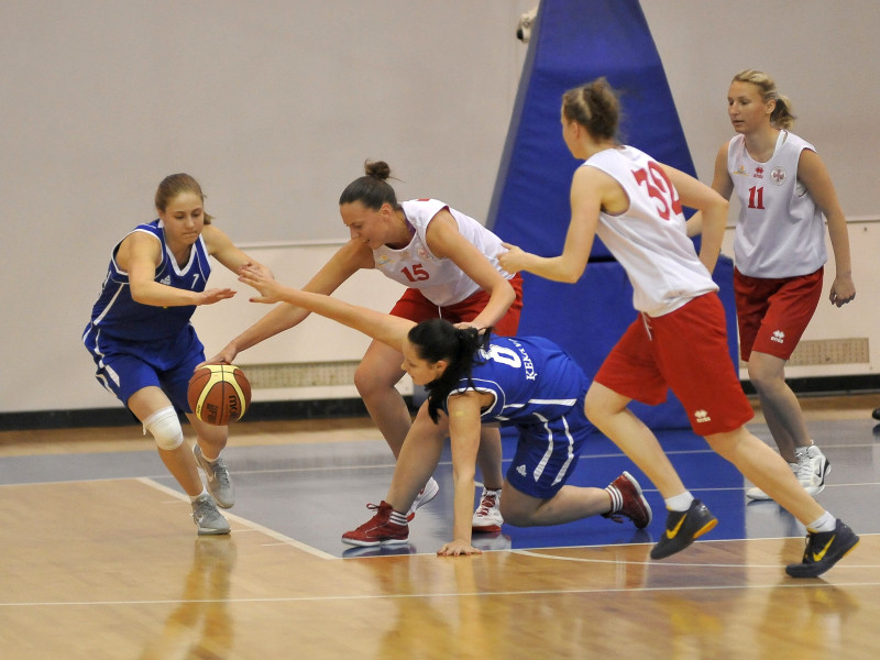 Latvijas 3. Olimpiādes finālturnīrā spēlēs Ventspils vīriešu un sieviešu basketbola komandas