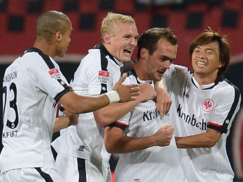 "Eintracht" gūst ceturto uzvaru pēc kārtas un kļūst par Bundeslīgas līderi