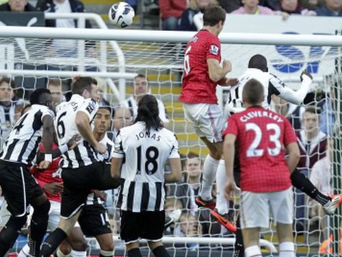 "Manchester United" viesos sakauj "Newcastle"