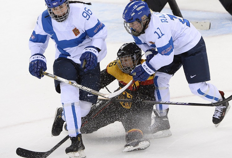 Somijas un Krievijas hokejistes spēlēs par piekto vietu