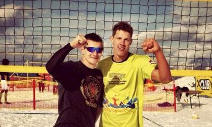 Pļaviņš un Solovejs triumfē "Snow Volley Tour" posmā Austrijā (+video)