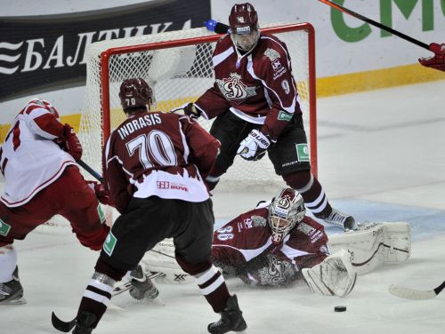 "Dinamo" uzņems sliktāko izbraukuma komandu KHL
