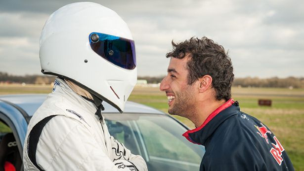 Rikjardo izdodas pārspēt Hamiltona "Top Gear" rekordu