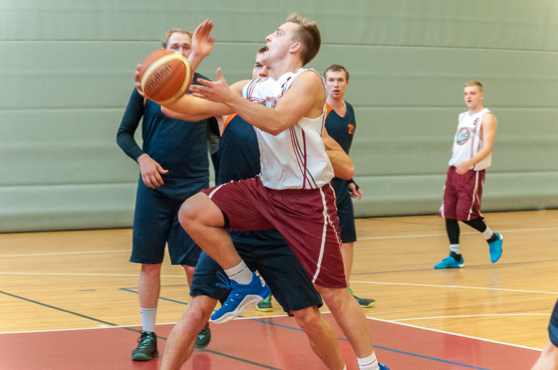 Jelgavas čempionāts basketbolā – "Doks" turpina perfekti