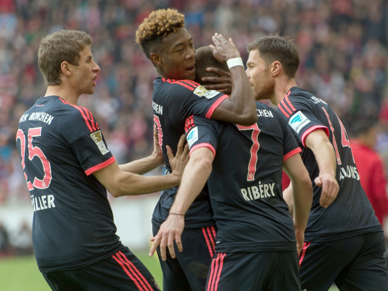 Rudņevs ārpus pieteikuma; "Bayern" turpina tuvoties titulam