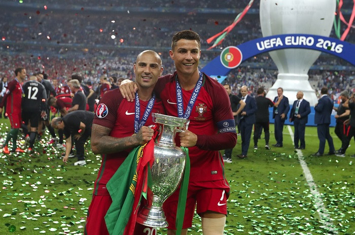 Portugāļi čempioni. Un ko tu darīji pagājušajā vasarā?