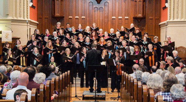 Ar labdarības koncertu Rīgas sv. Jāņa baznīcā uzstāsies sieviešu koris no ASV – Women’s Voices