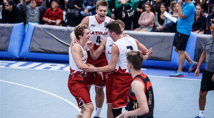 Svētdien Latvijas 3x3 basketbola izlases turpinās cīņu par Eiropas U18 kausa finālturnīru