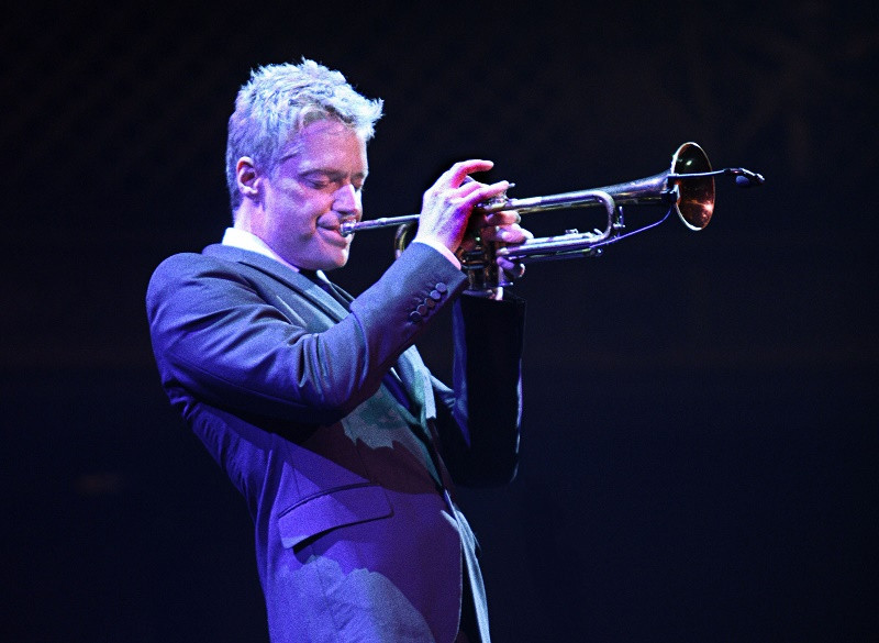 Interesanti fakti par talantīgo trompetistu Krisu Boti
